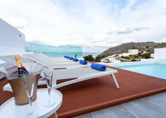 Luxury Sunrise White Villa Líndos