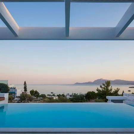 Luxury Sunrise White * Lindos (Rhodes)