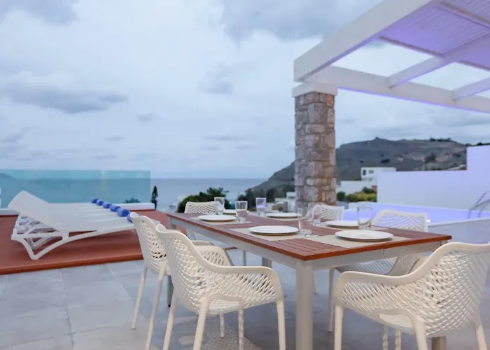 Luxury Sunrise White Villa Líndos