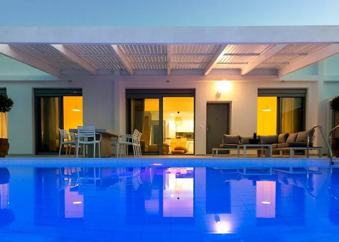 Luxury Sunrise White Vilă *